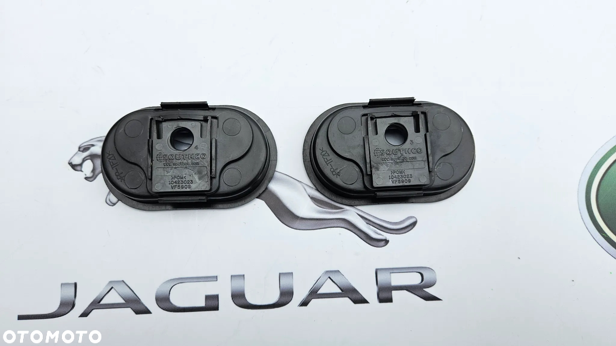 Jaguar XJ 351 Mocowanie podłogi bagażnika Ucho płyty bagażnika - 3