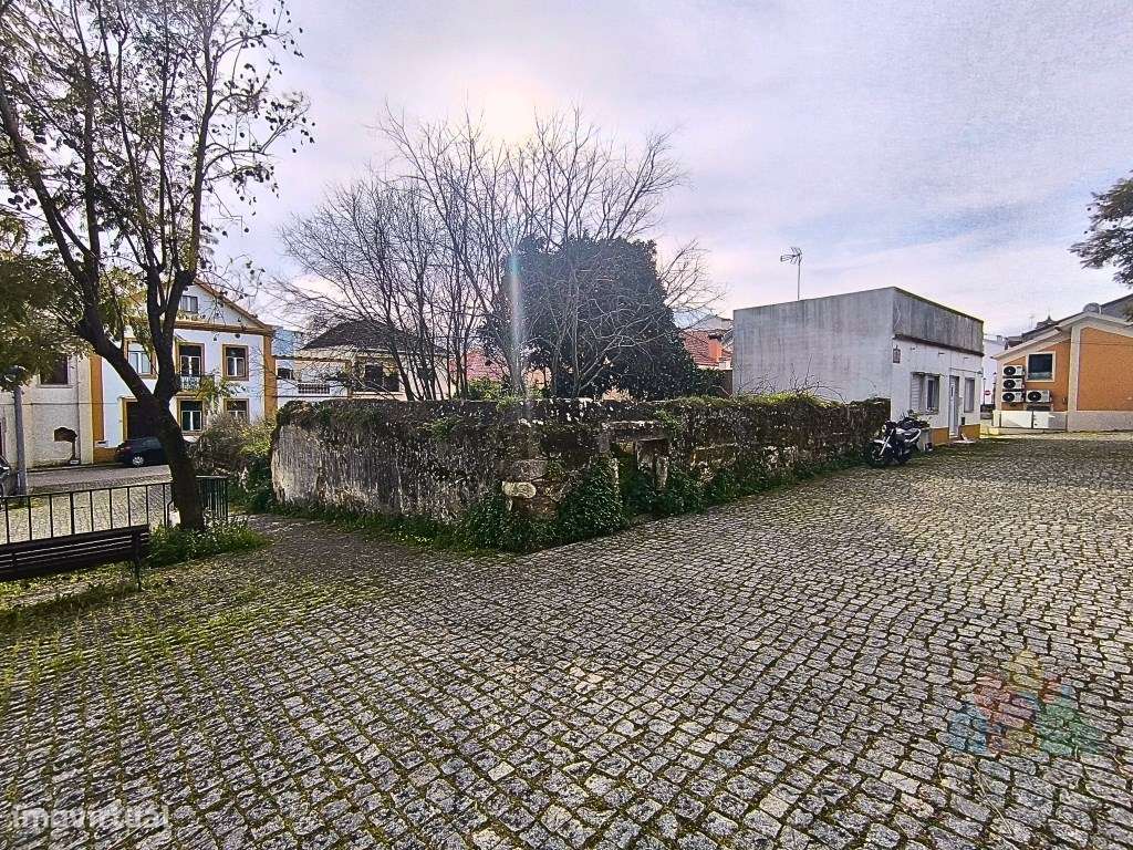 Moradia para reconstrução junto zona ribeirinha na Barquinha - Grande imagem: 4/12