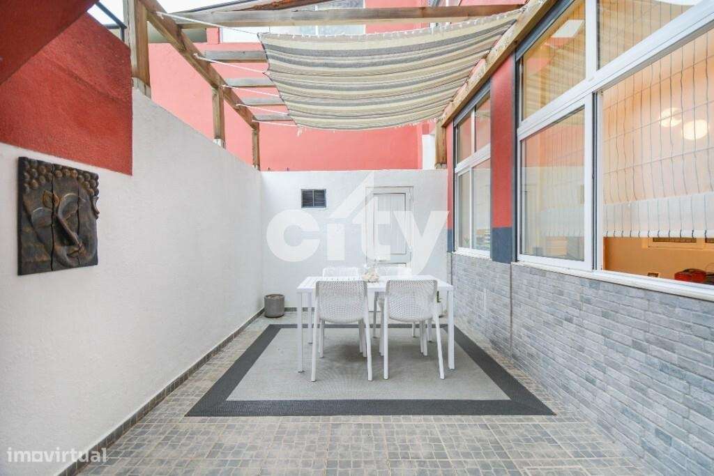 T1 Remodelado com Terraço Privativo | Praça da Espanha | Junto ao Jard - Grande imagem: 2/24