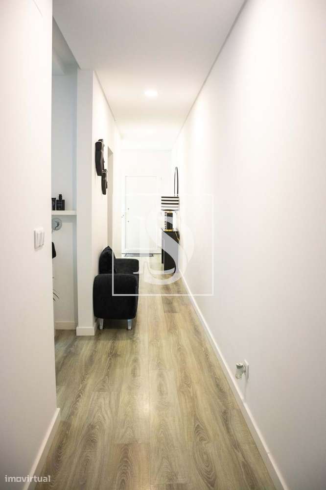 Moradia T4 em Fernão Ferro - Grande imagem: 4/53