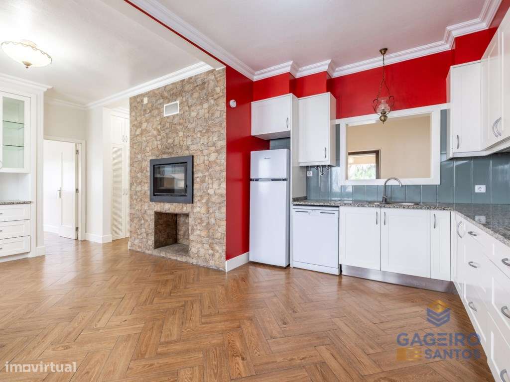 Moradia T2 com Jardim e Churrasqueira a 5 Minutos da Praia-9