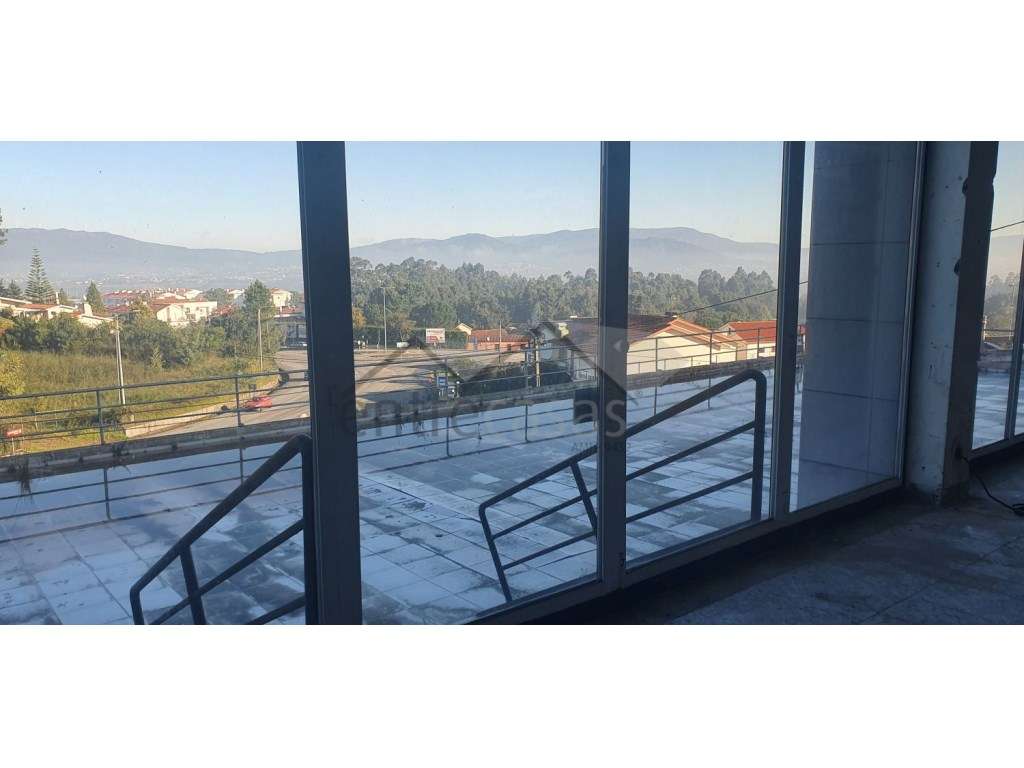 Armazém e atividade Comercial - Grande imagem: 3/14