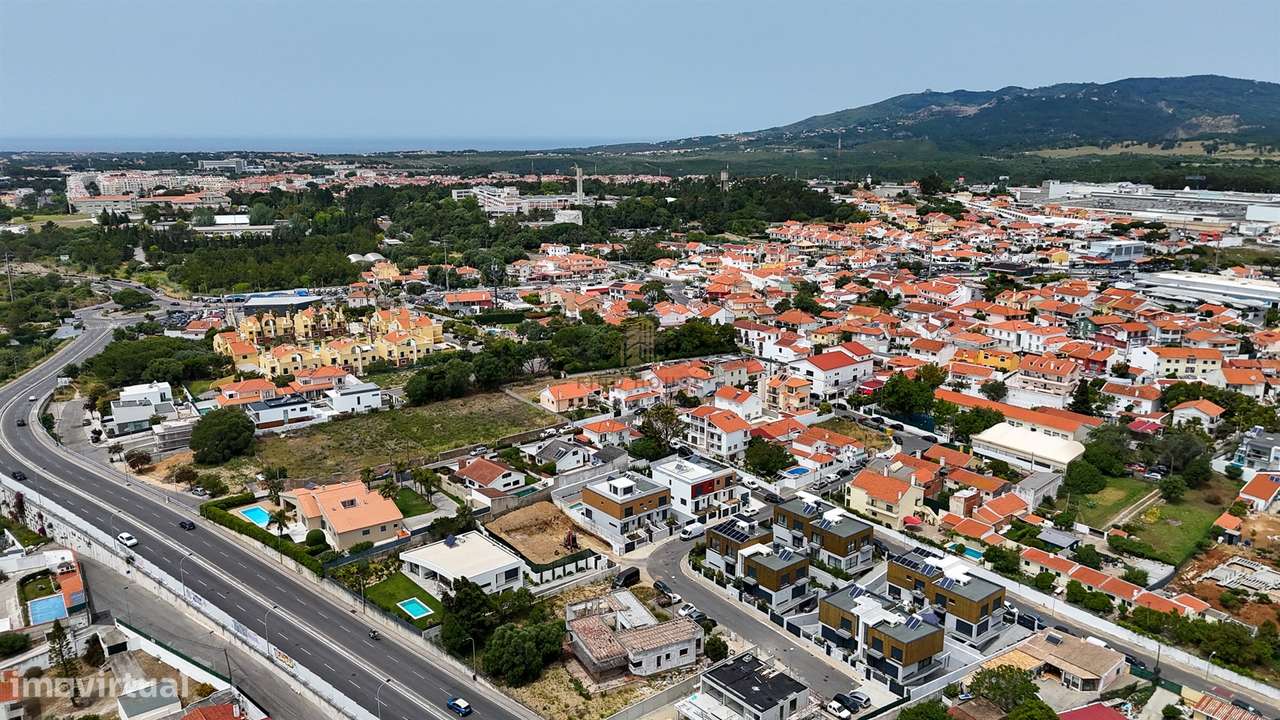 Moradia T3 com  garagem e piscina em Alcoitão, Alcabideche-30