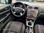 Ford Focus Turnier 2.0 16V Ghia - 20