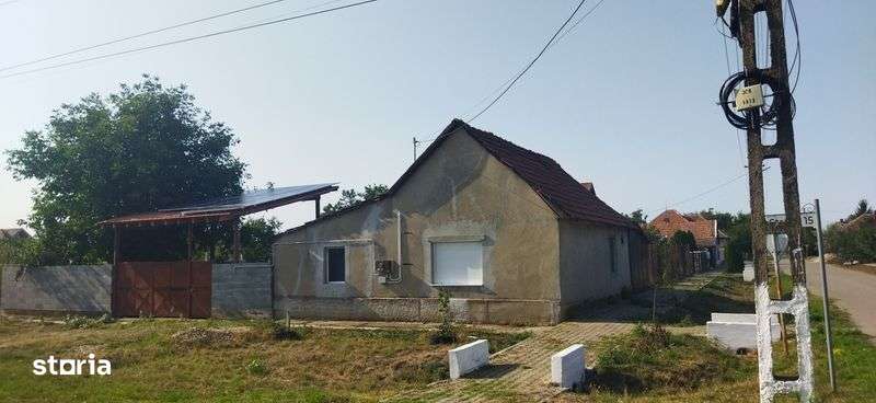 Casa autonoma energetic la 10min de molul din Arad - Imagine principală: 4/4