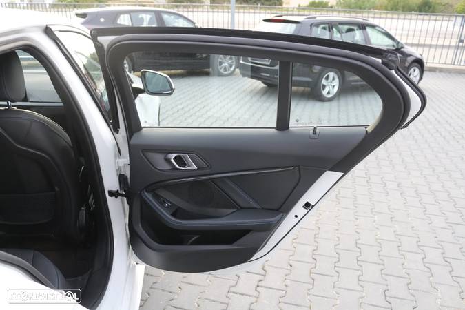 BMW 116 d Pack M Auto - 34