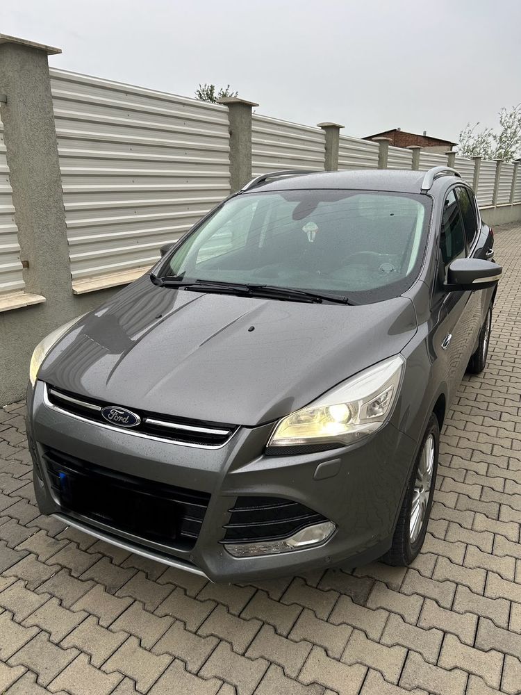 Ford Kuga 2.0 TDCi Powershift 4WD Titanium 2014
