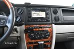 Jeep Commander 3.0 CRD Overland - 23