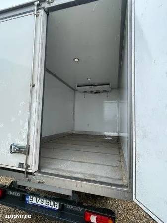 Iveco 35C16H cu box izoterm cu agregat - 3