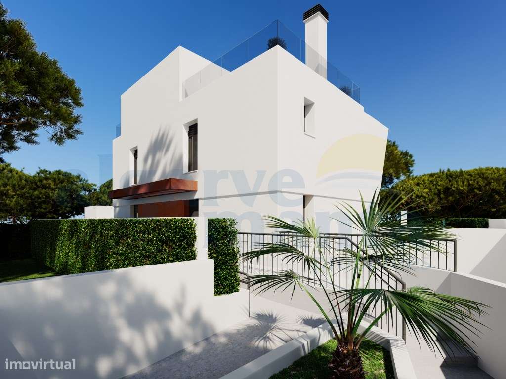 Moradia T4 de Arquitetura Contemporânea com Piscina, Rooftop e Vist...-41