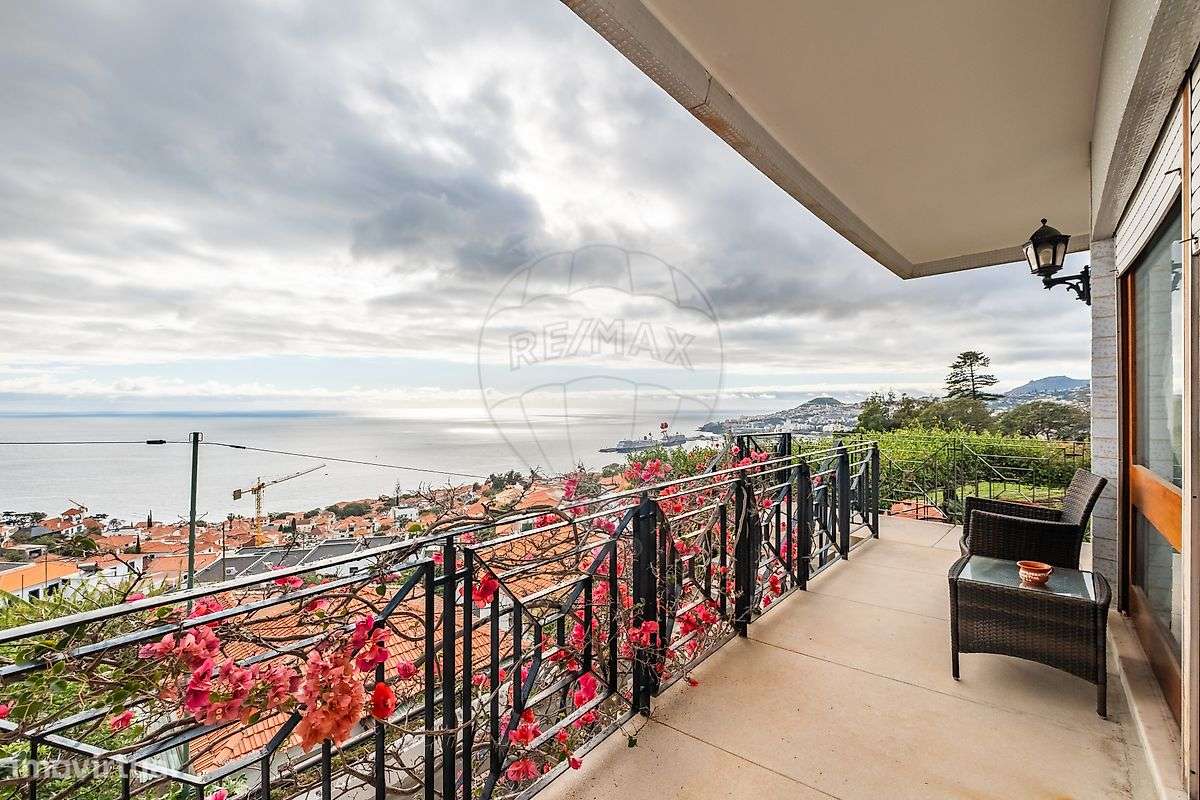 Moradia T4 para venda-6