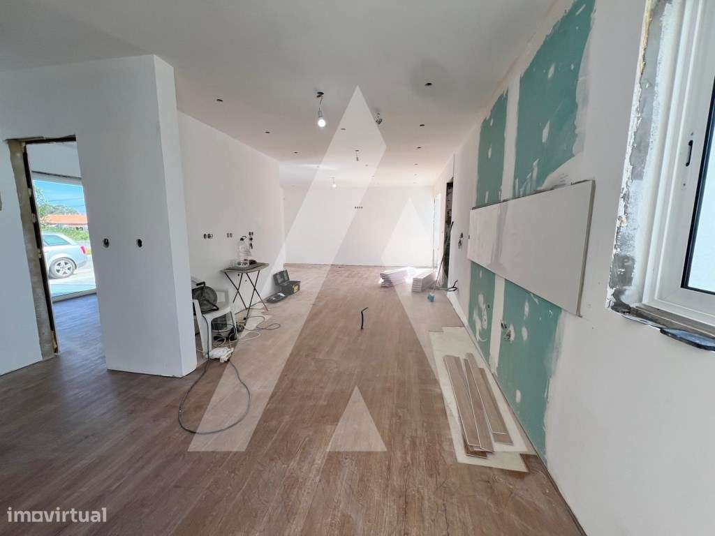 Moradia T3 totalmente remodelada - Esgueira, Aveiro - Grande imagem: 3/15