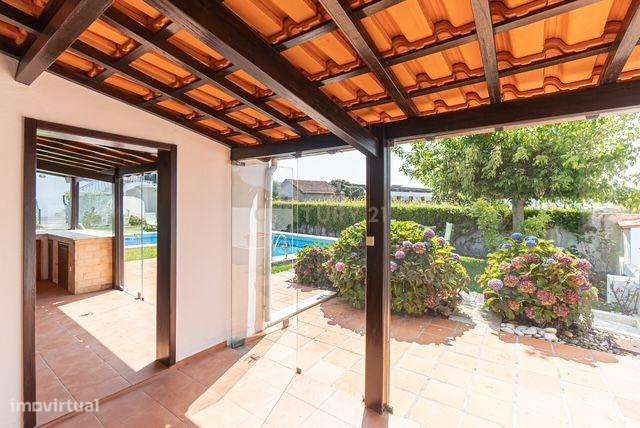 Fantástica Moradia de 4 Frentes em São Félix da Marinha - Grande imagem: 5/39