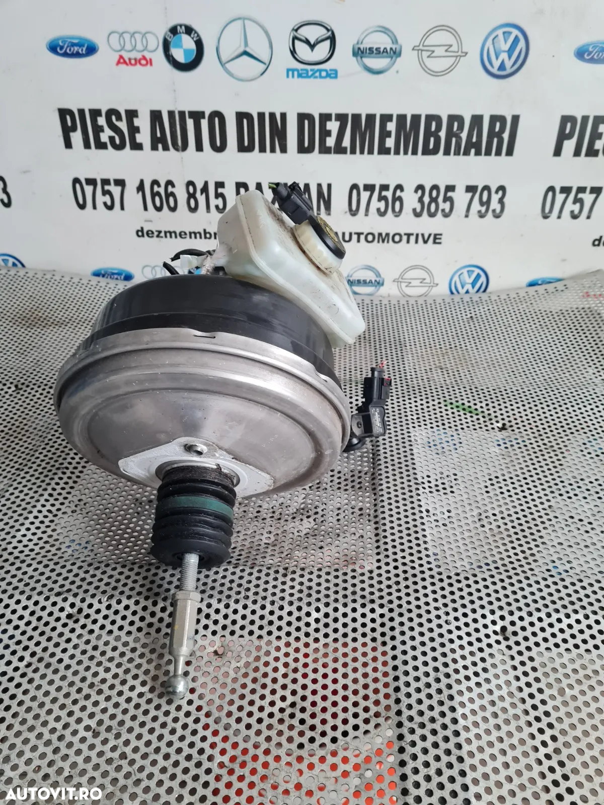 Pompa Frana Cu Tulumba Audi A4 B8 A5 Q5 An 2008-2009-2010-2011-2012-2013-2014-2015 Volan Stanga Cod 8K0612103N Dezmembrez Audi A5 Facelift 2.0 Tdi Automat Motor CJC Cutie Automata NYM Volan Stanga Xenon - 3