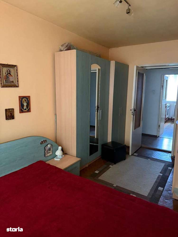 Apartament 3 Camere Decomandat zona Han !-4