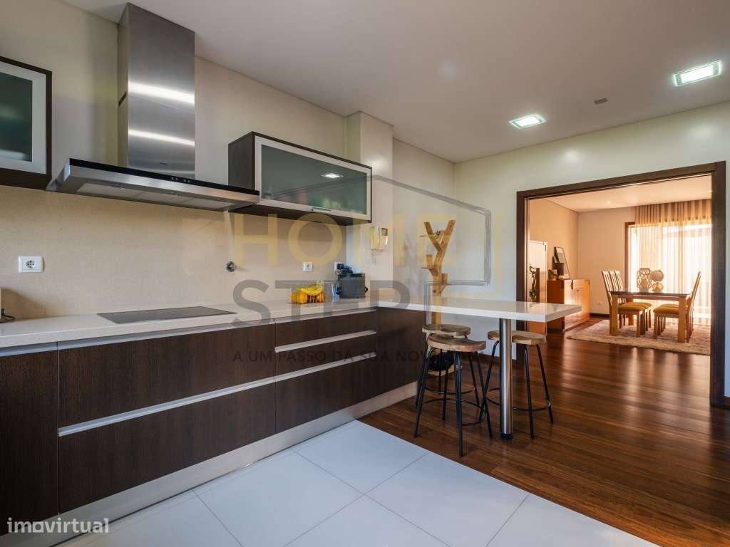 Moradia T3 em Oliveira do Douro, Vila Nova de Gaia-12