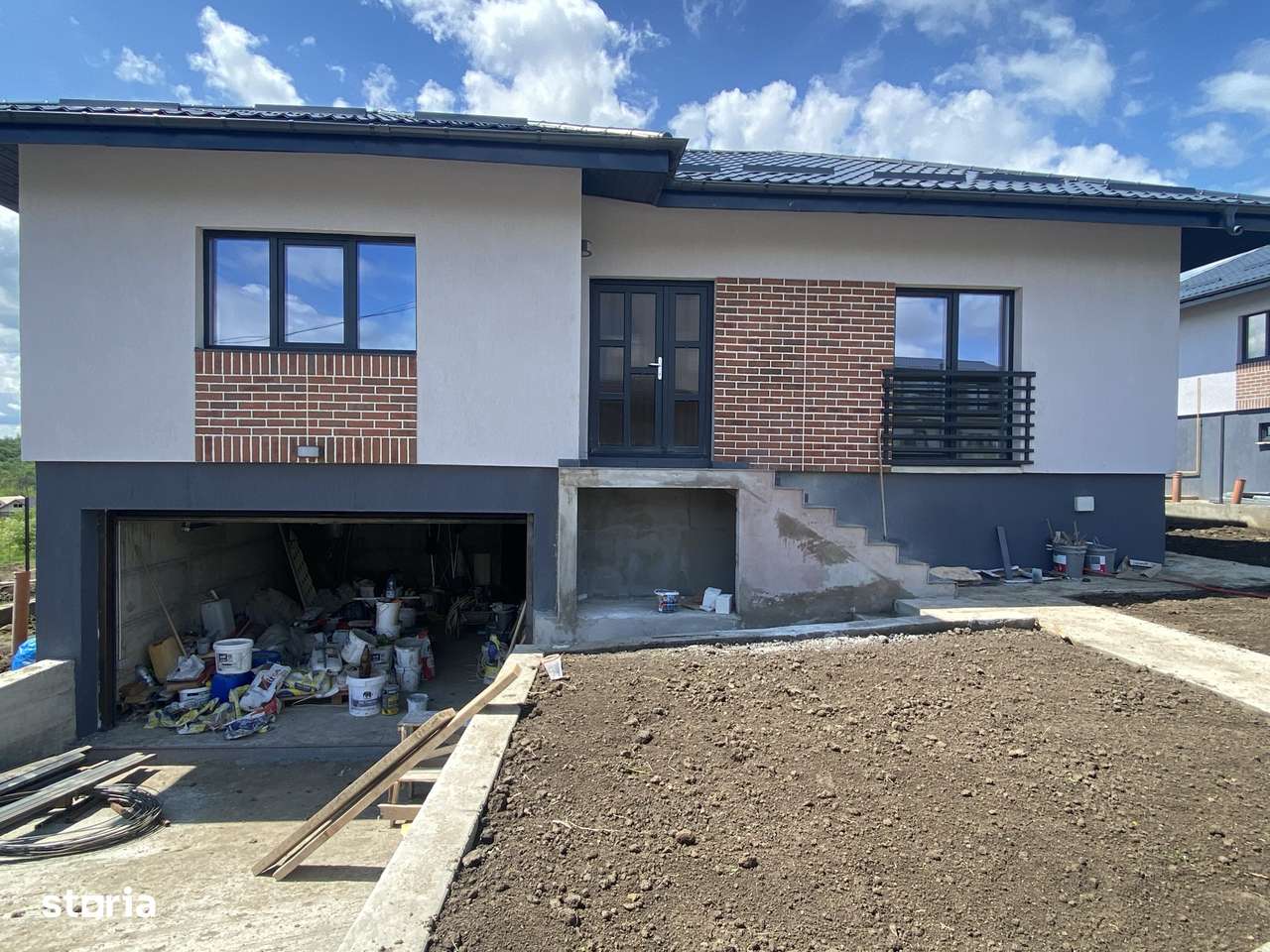 GARAJ!2 Bai!Beci la cerere!Vila 4 Camere,Valea Adanca (Miroslava) - Imagine principală: 1/8