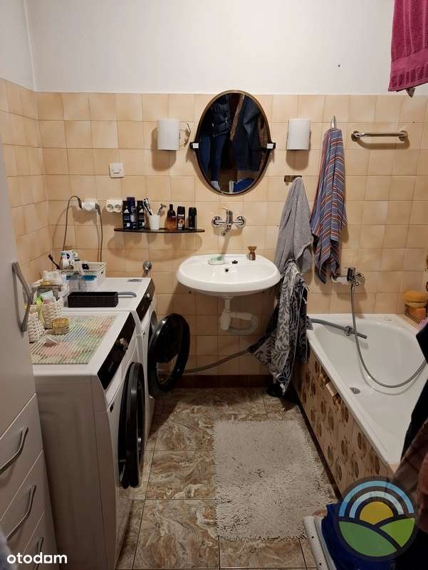 Dom dwurodzinny ( 2 odrębne mieszkania ) na działce 330 m2-16