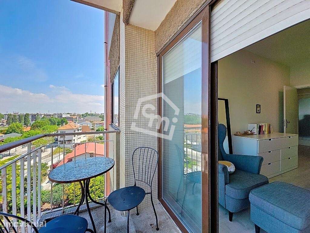 T2 Renovado com 100m2 de área útil no Centro de Matosinhos-21