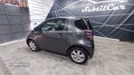 Toyota iQ 1.4 D-4D 2 - 5