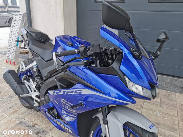 Yamaha YZF - 18