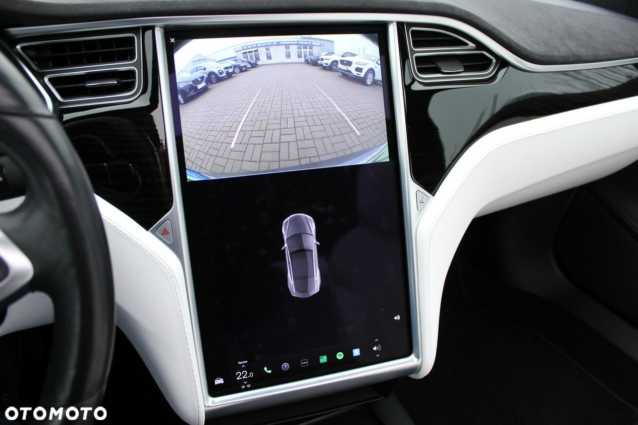 Tesla Model S Long Range Plus - 26