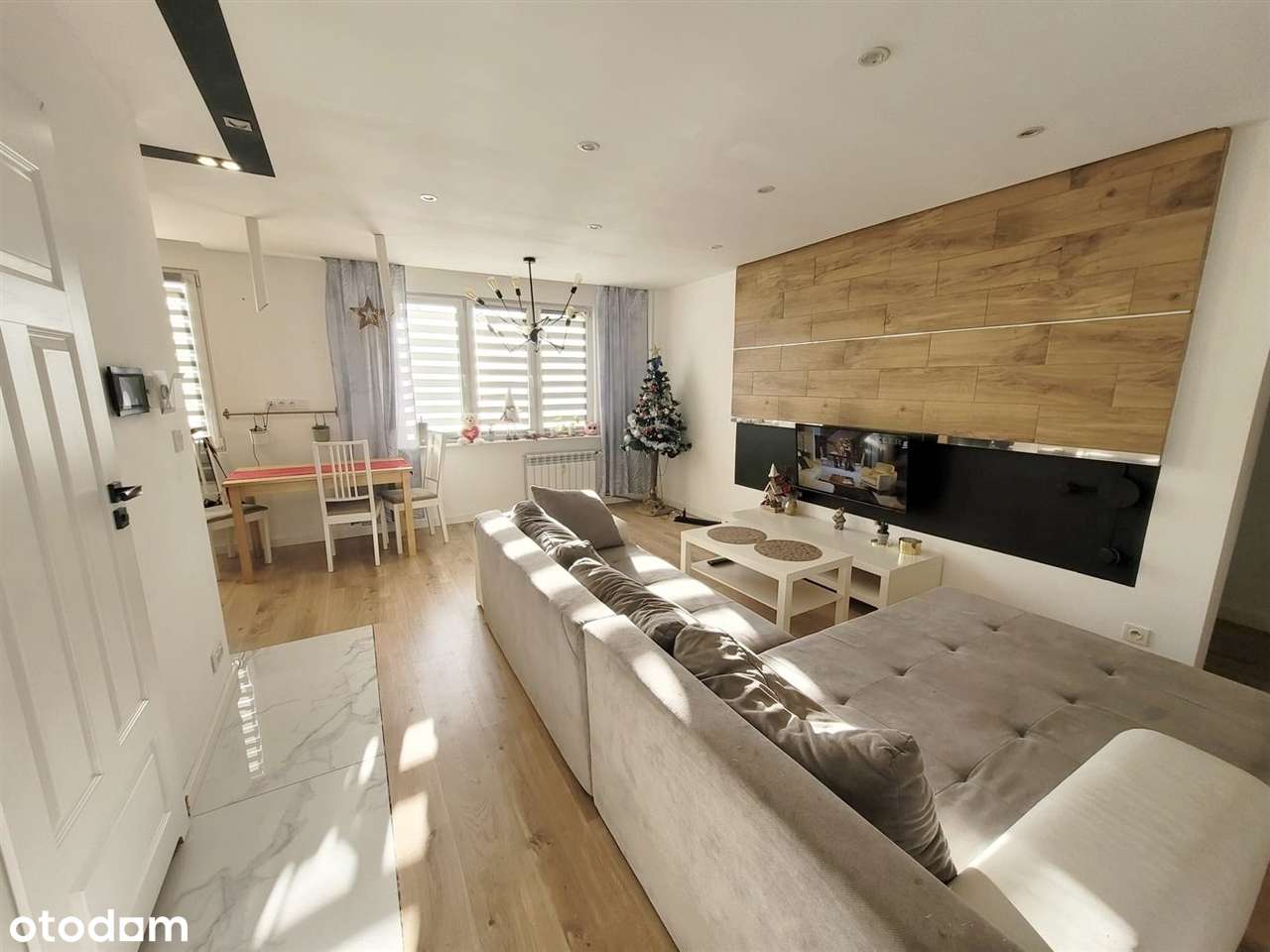 Piękne i przestronne M5 w idealnej lokalizacji! - Pełny obrazek: 2/12