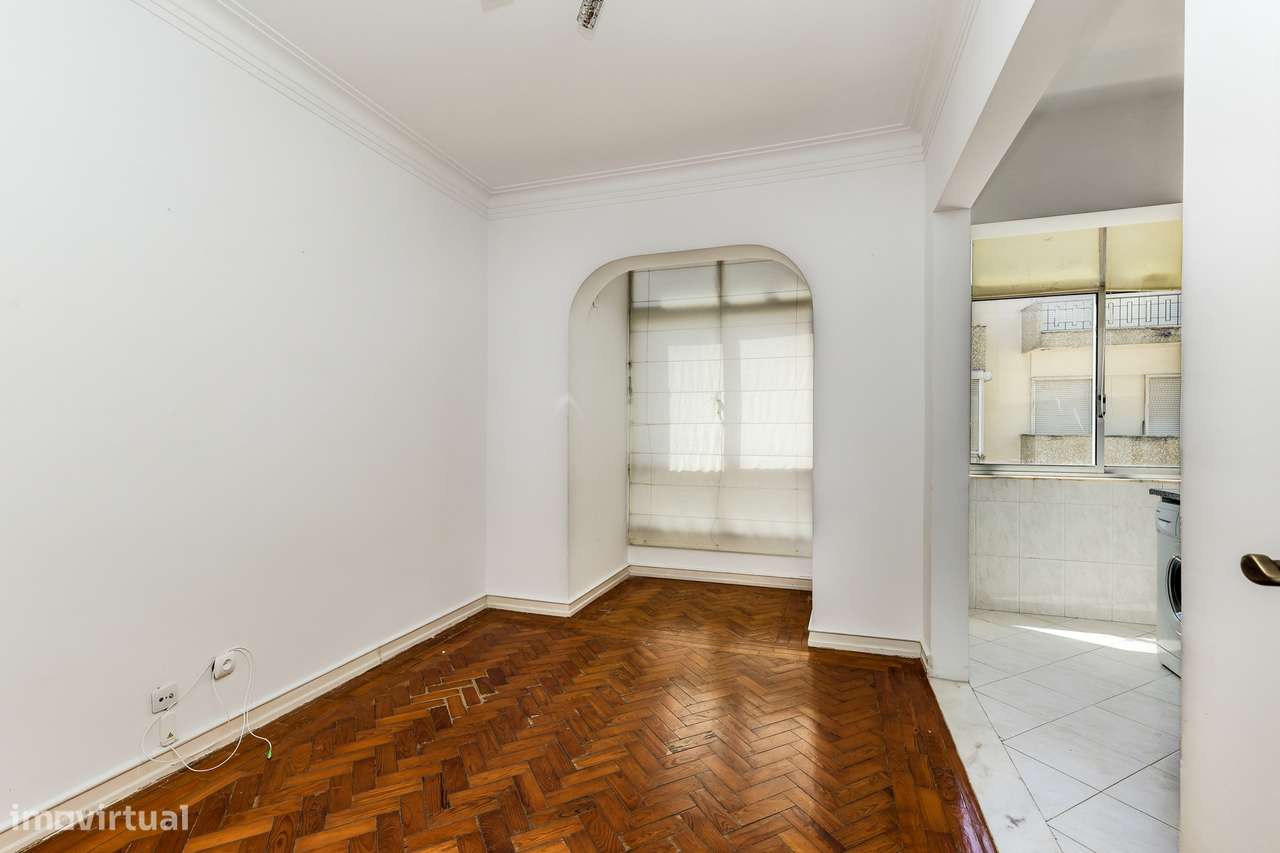 Descubra o Refúgio Ideal: Apartamento Único em Zona Tranquila e Privil - Grande imagem: 4/17