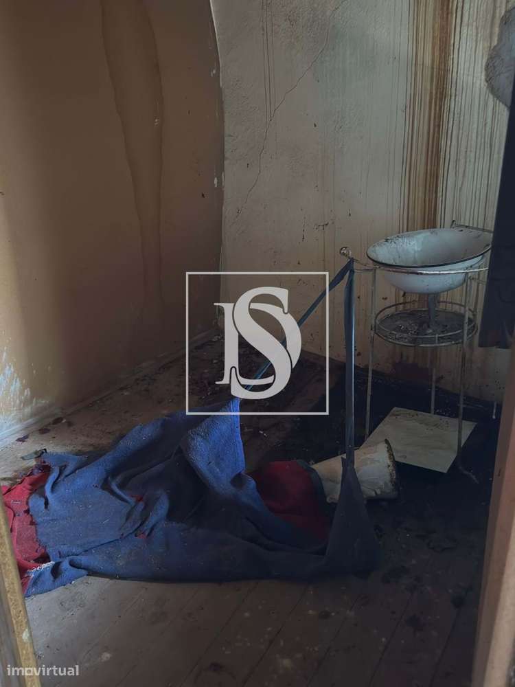 Moradia Para Restaurar em Loureiro - Grande imagem: 4/14