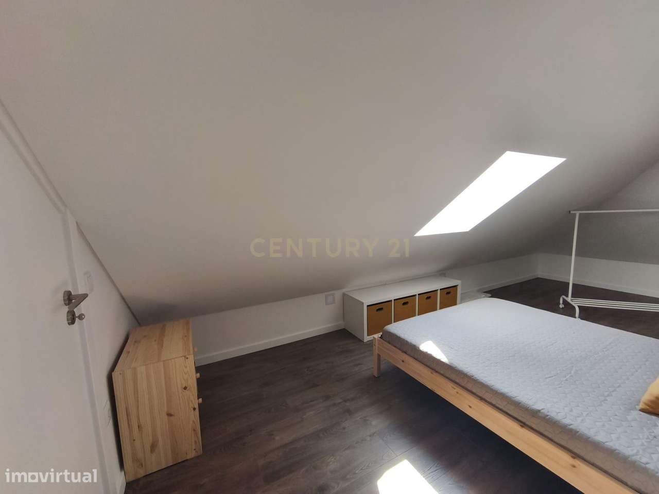 Estúdio mobilado localizado no centro da cidade de Viseu. - Grande imagem: 4/10