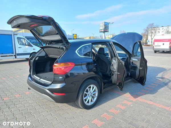 BMW X1 sDrive18d Business Edition - 11