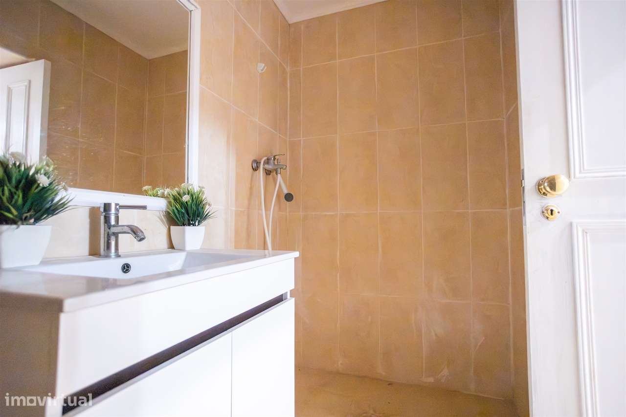 Moradia histórica T6 com piscina e anexo – centro de Salvaterra de Mag-43