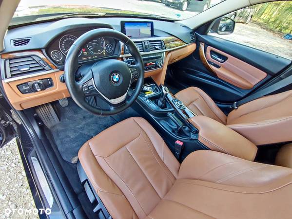 BMW Seria 3 320d Luxury Line - 26