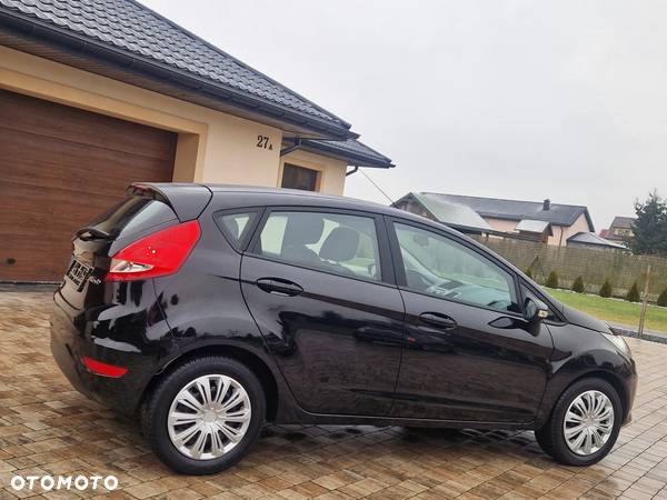 Ford Fiesta - 6