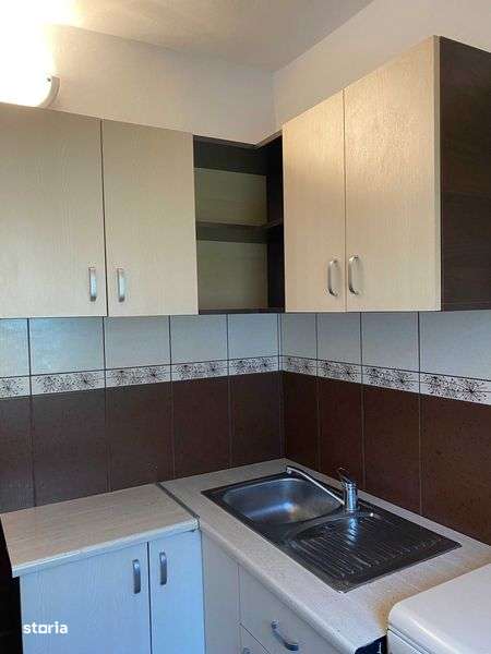 Vanzare garsoniera confort 1, pe strada 9 Mai, etajul 2 - Imagine principală: 4/6