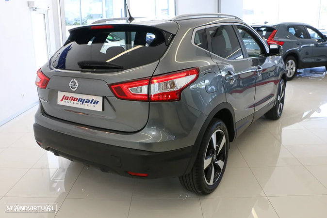 Nissan Qashqai 1.5 dCi N-Connecta - 8