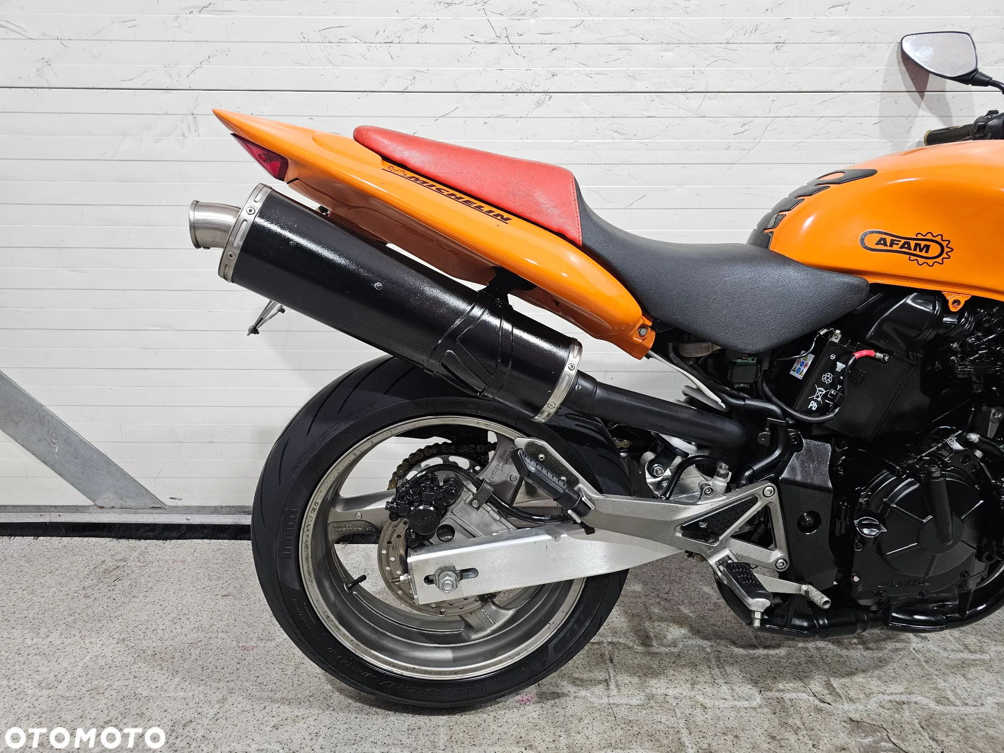 Honda Hornet - 18