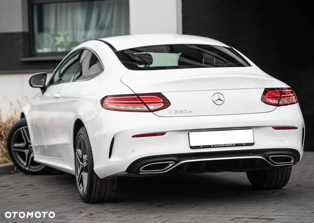 Mercedes-Benz Klasa C 220 d T 9G-TRONIC AMG Line - 8