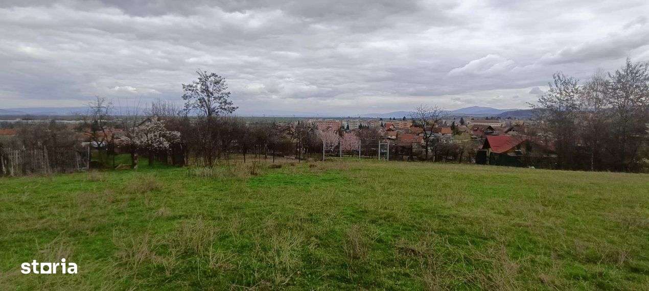 Teren in zona pitoreasca , usor accesibila , cu utilitati si panorama-3
