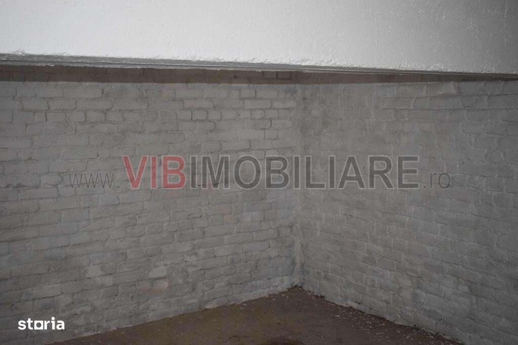 Spatiu comercial - Lizeanu - stradal - 2 vitrine - Imagine principală: 4/15