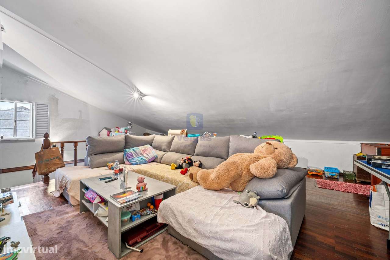 Prédio em Propriedade Total com Terraço, Garagens  no Montijo-24