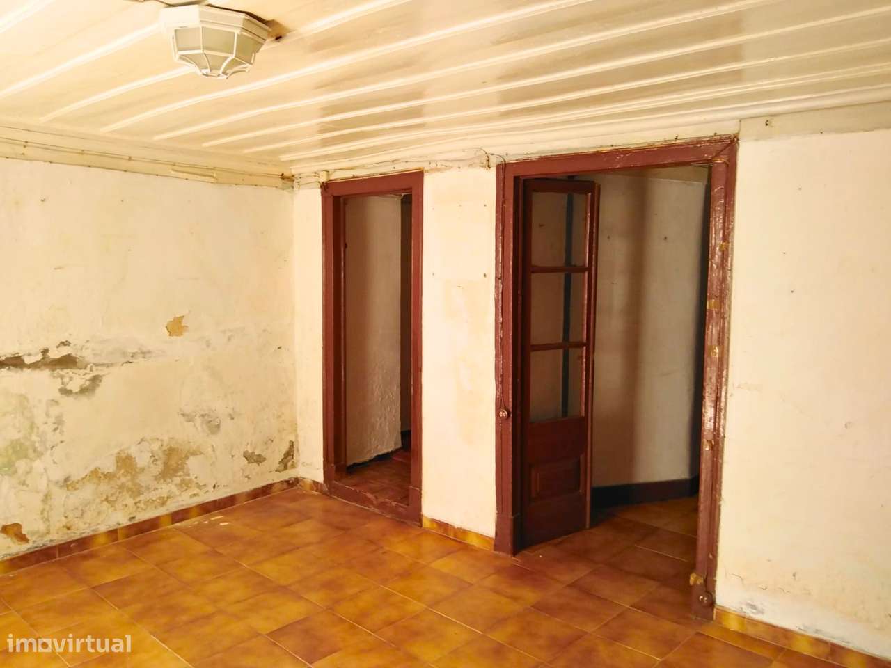 Prédio no Centro Histórico de Santarém - Grande imagem: 4/24