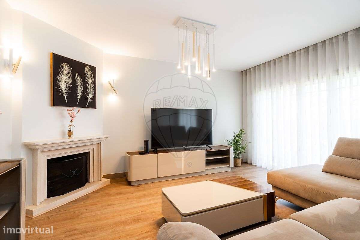 Moradia T5 para venda - Grande imagem: 2/49