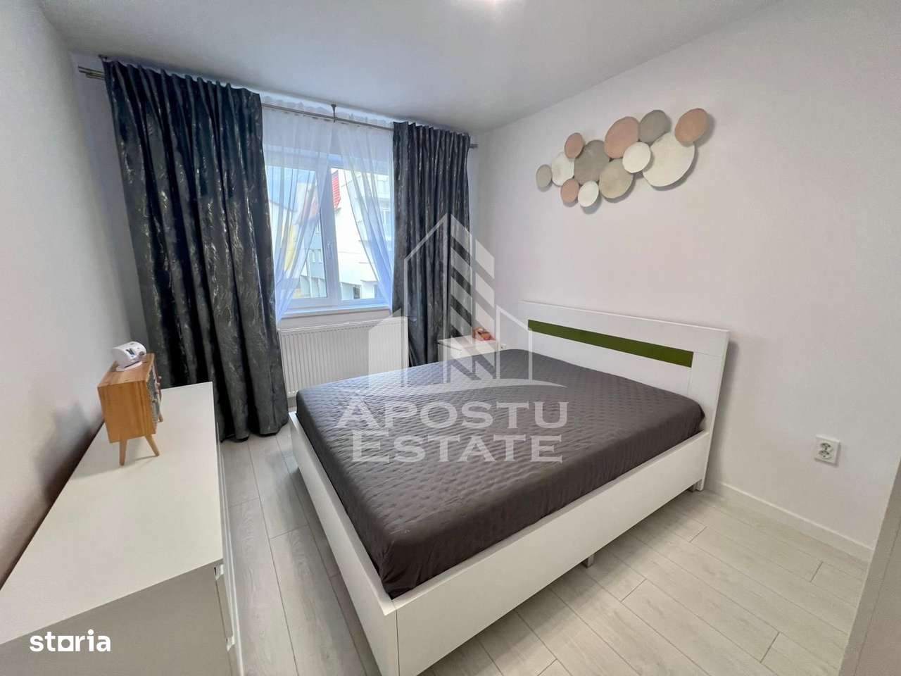 Apartament, 2 camere, centrala proprie, loc de parcare, Giroc - Imagine principală: 5/10