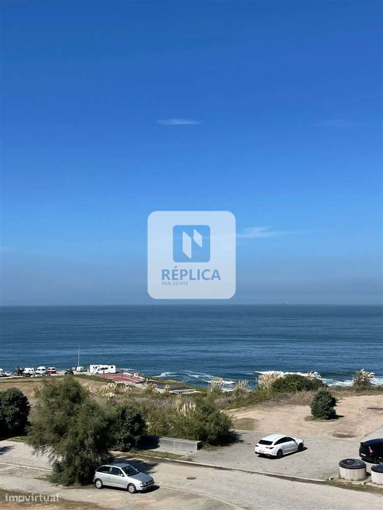T2 Vistas Rio e Mar Canidelo | T2 com Varanda Gaia | T2 Seca Bacalhau - Grande imagem: 4/32