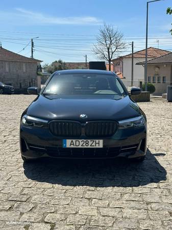 BMW 530 e Line Luxury - 3