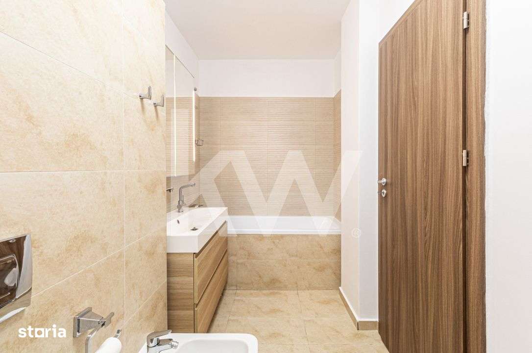Apartament modern, 3 camere, garaj subteran + boxa - Racadau-9