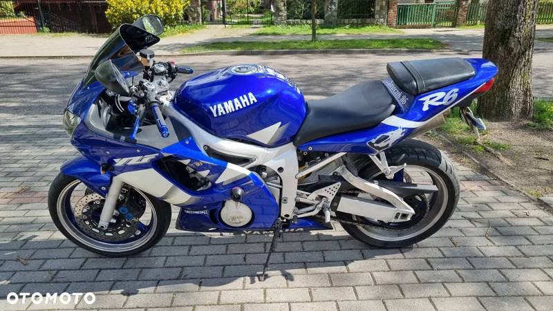 Yamaha R6 - 23