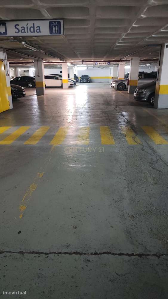 Espaço de Estacionamento em Alvalade, Lisboa-15