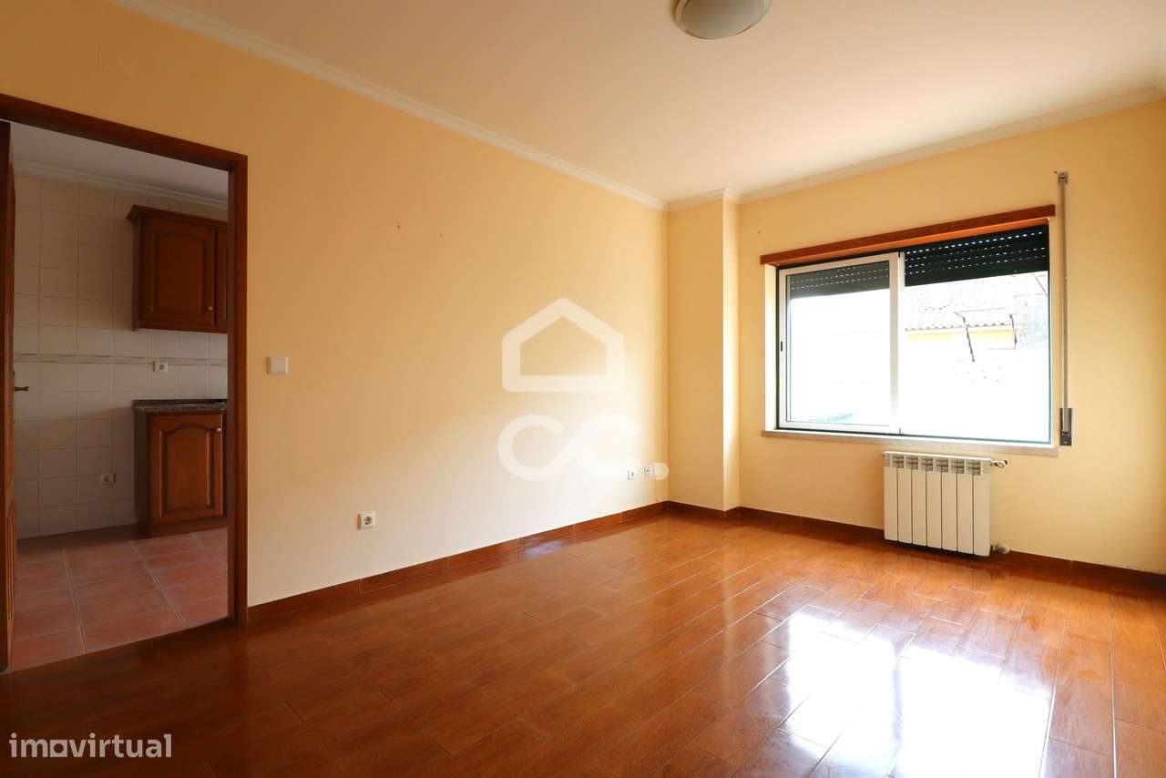 Prédio com 8 apartamentos com garagem e estacionamento privativo, em ó - Grande imagem: 4/19